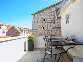  Apartment Heart of Trogir  Трогир